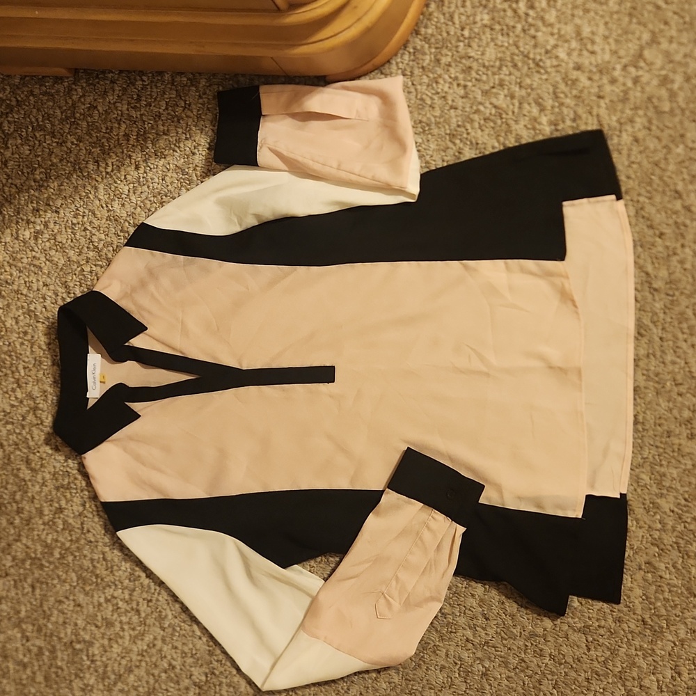 Calvin Klein Women’s Tees Long Sleeve
